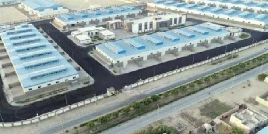 وزير
      الصناعة
      والنقل
      يعلن
      عن
      طرح
      ٣٣٢
      مصنع
      صغير
      كامل
      التجهيزات
      بالمجمعات
      الصناعية
      في
      ١٠
      محافظات